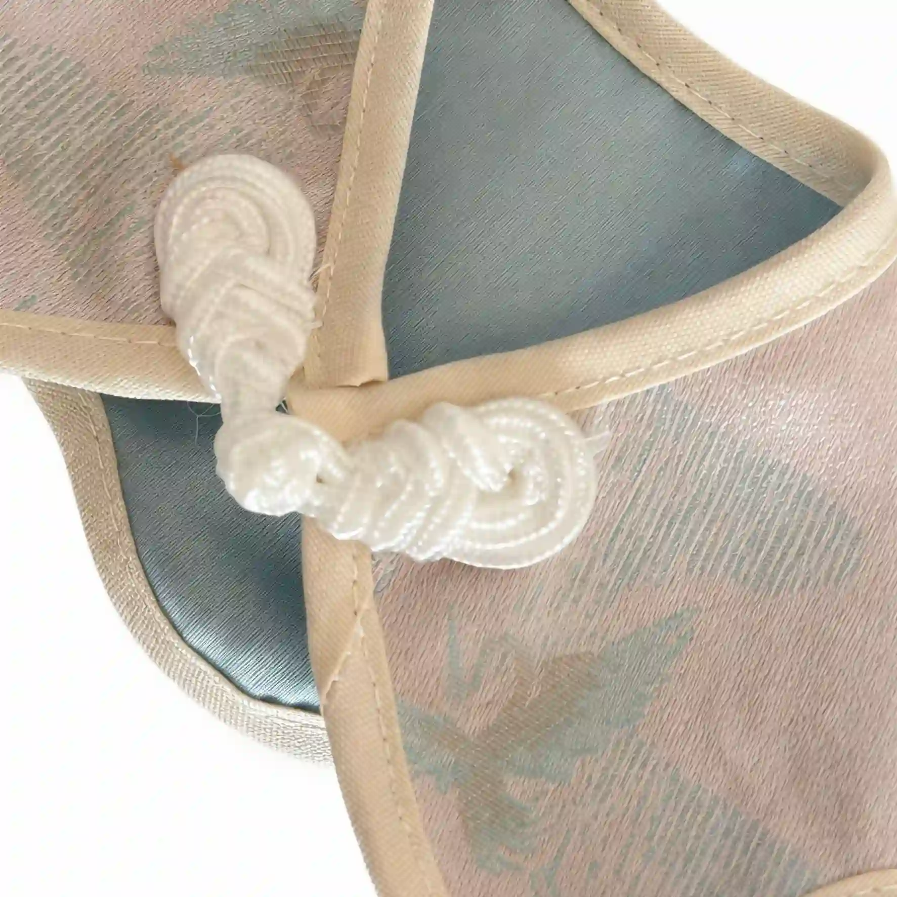 Pet Scarf (Light Pink Crane Pattern Lute Frog Closure)Detail Shots Lute frog buckle close-up, Cultural Element Authenticity, Easy On/Off
