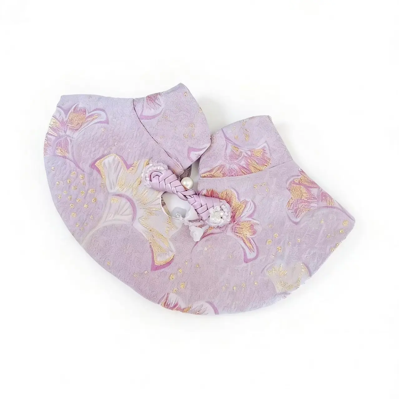 Pink-purple jacquard fabric detail, ginkgo leaf pattern, Cultural Element Authenticity